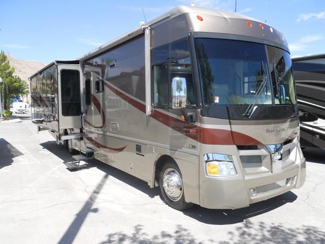 Henry & Martha's RV, 2006 Itasca Suncruiser