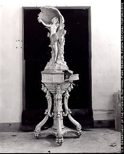 File:Phonograph.jpg